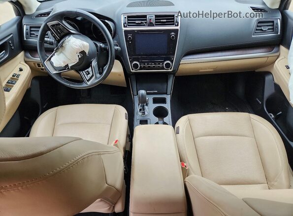 4S4BSANC9K3328185 2019 SUBARU OUTBACK Зеленый Вид панели приборов