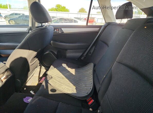 4S4BSBCC0G3217153 2016 SUBARU OUTBACK White Vista de los asientos traseros