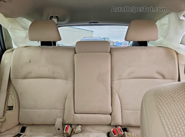 4S4BSDDC5K3226739 2019 SUBARU OUTBACK Blue Widok tylnych siedzeń
