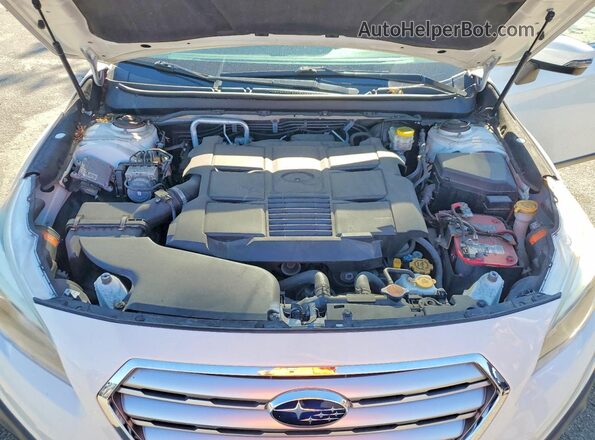 4S4BSENC2H3375476 2017 SUBARU OUTBACK White Widok wnętrza z tyłu