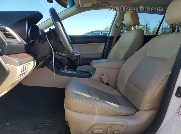 4S4BSENC2H3375476 2017 SUBARU OUTBACK White Widok wnętrza z przodu