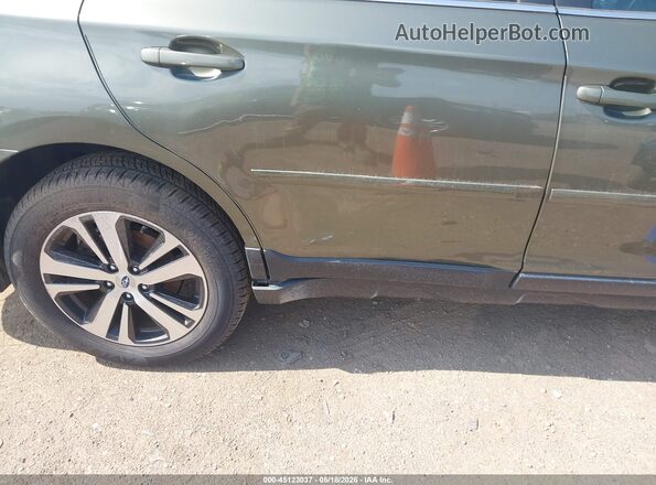 4S4BSENC3J3355288 2018 SUBARU OUTBACK Green Widok z przodu