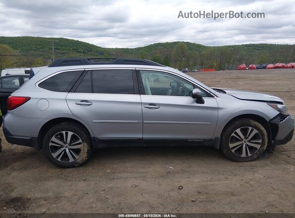 4S4BSENC8K3327942 2019 SUBARU OUTBACK Серебряный Вид задней части салона