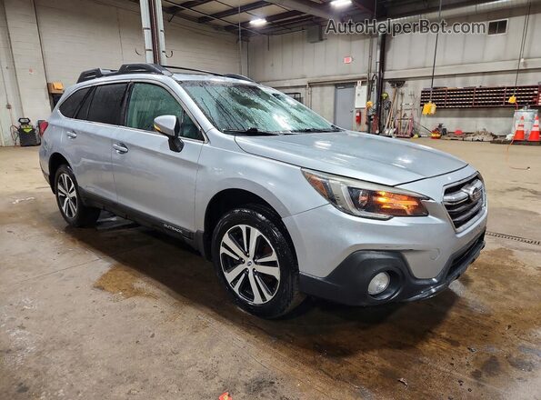4S4BSENC9J3220140 2018 SUBARU OUTBACK Серебряный Передняя правая четверть