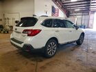 2018 Subaru Outback Touring Белый vin: 4S4BSETC4J3270575