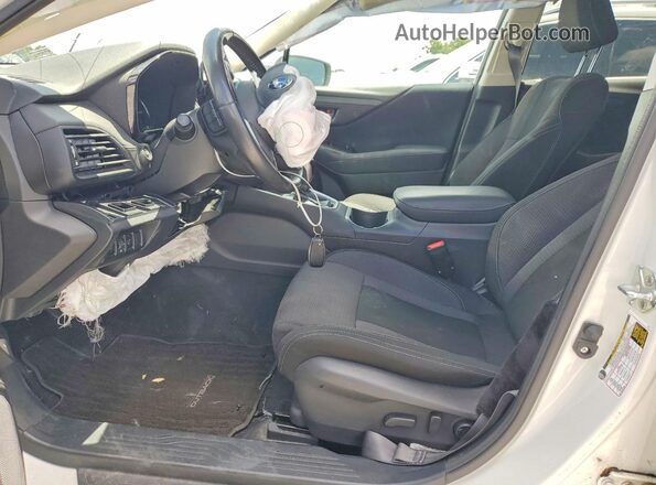 4S4BTADC3N3229140 2022 SUBARU OUTBACK Белый Вид салона спереди