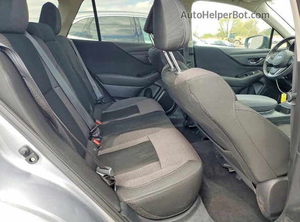4S4BTAFC1R3300838 2024 SUBARU OUTBACK Серебряный Вид задних сидений