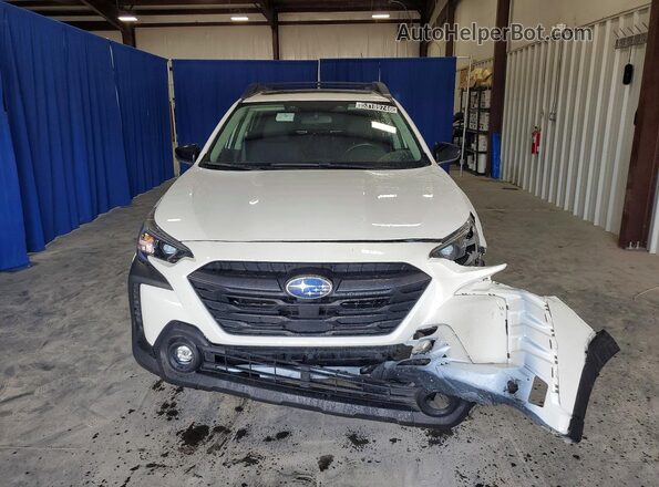 4S4BTAFC2S3183194 2025 SUBARU OUTBACK Белый Вид спереди