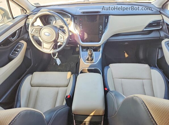4S4BTANC3L3112699 2020 SUBARU OUTBACK White Widok deski rozdzielczej