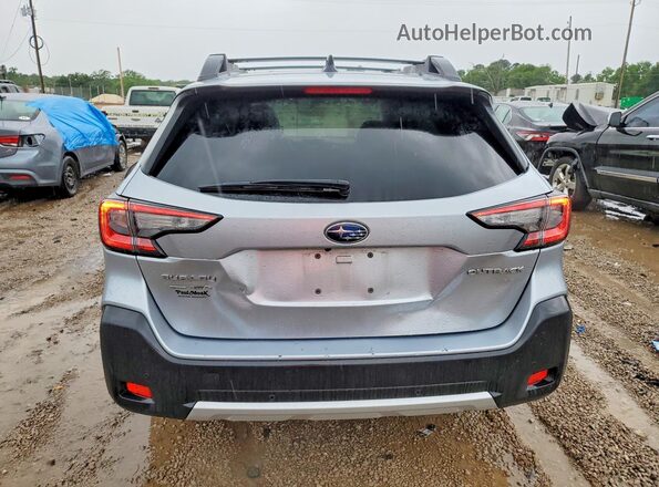 4S4BTANC5S3289737 2025 SUBARU OUTBACK Silver Rear view