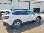 2022 Subaru Outback Touring Белый vin: 4S4BTAPC4N3244371