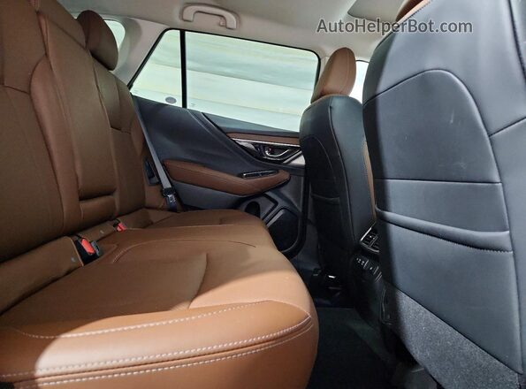 4S4BTAPC5N3236277 2022 SUBARU OUTBACK Green უკანა სალონის ხედი