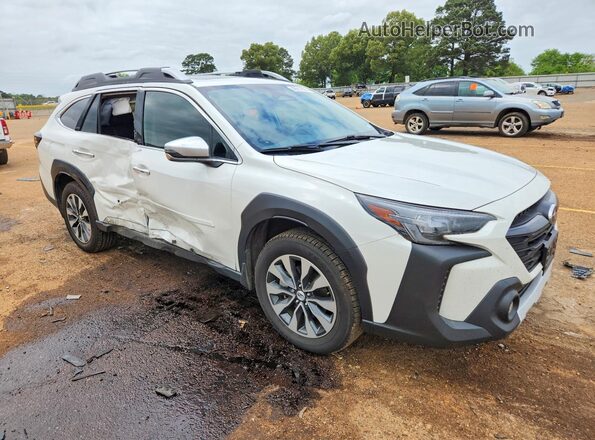 4S4BTAPC7P3213330 2023 SUBARU OUTBACK Белый Передняя правая четверть