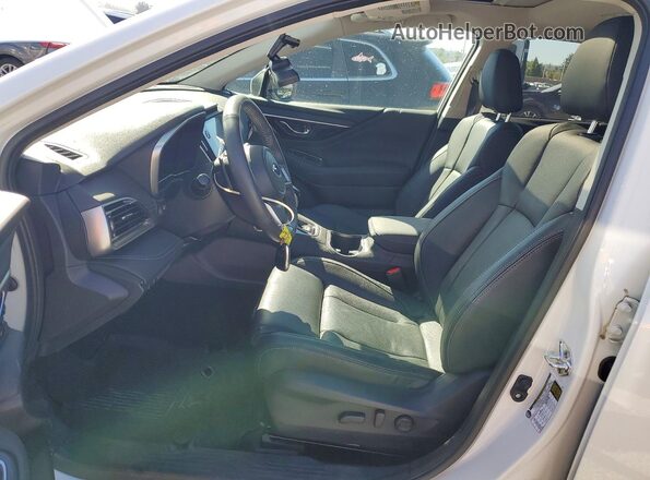 4S4BTAPC9S3165550 2025 SUBARU OUTBACK White Սալոնի դիմացի տեսք