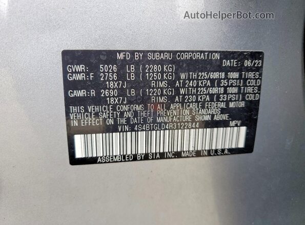 4S4BTGLD4R3122844 2024 SUBARU OUTBACK Silver Widok naklejki z numerem VIN