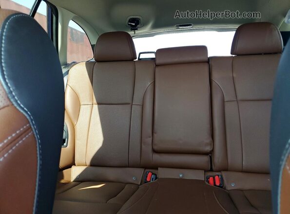 4S4BTGPD4N3155959 2022 SUBARU OUTBACK Blue Widok tylnych siedzeń