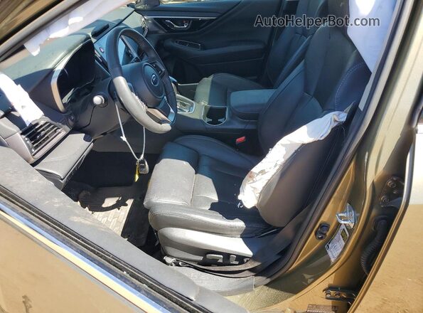 4S4BTGPD7R3179081 2024 SUBARU OUTBACK Зеленый Вид салона спереди