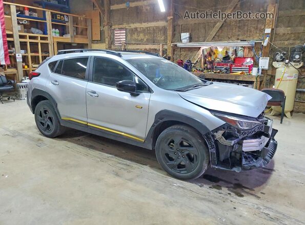 4S4GUHF64R3712225 2024 SUBARU CROSSTREK Серебряный Передняя правая четверть