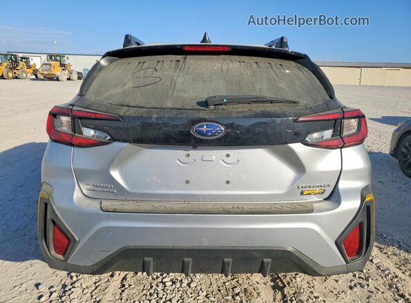4S4GUHF68R3842489 2024 SUBARU CROSSTREK Серебряный Вид сзади