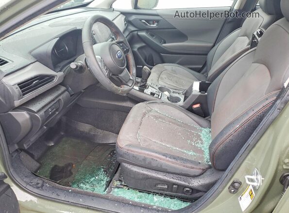 4S4GUHM61R3799004 2024 SUBARU CROSSTREK Зеленый Вид салона спереди