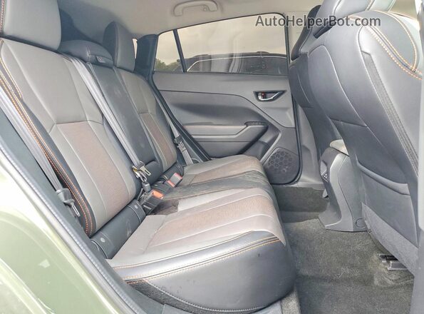 4S4GUHM64R3717427 2024 SUBARU CROSSTREK Green Vista interior trasera