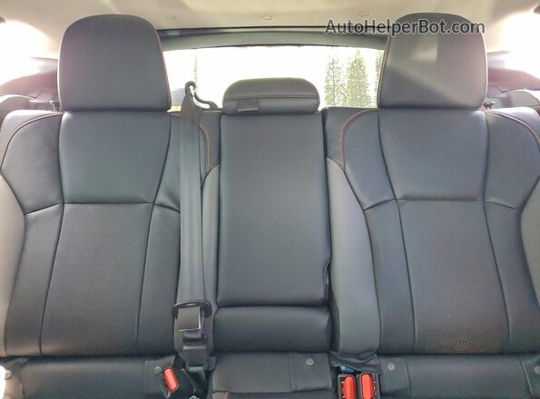 4S4GUHM67R3704140 2024 SUBARU CROSSTREK Черный Вид задних сидений