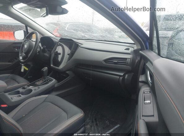 4S4GUHM67S3708050 2025 SUBARU CROSSTREK Синий Вид салона спереди