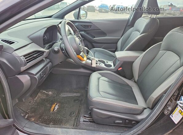 4S4GUHU62S3726858 2025 SUBARU CROSSTREK Черный Вид салона спереди