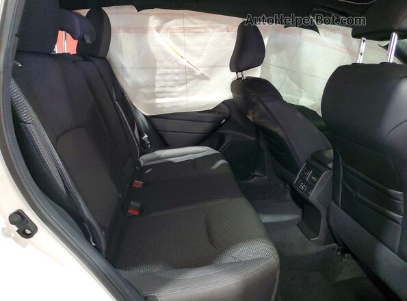 4S4SLDD60T3071946 2026 SUBARU FORESTER White Vista interior trasera