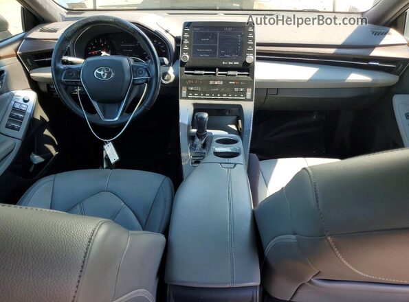 4T1AZ1FB5LU044450 2020 TOYOTA AVALON Серебряный Вид панели приборов
