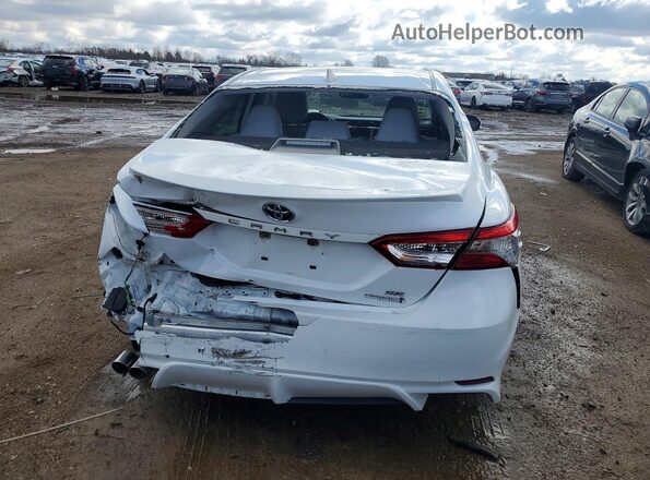 4T1B21HK2KU520108 2019 TOYOTA CAMRY White Widok z tyłu