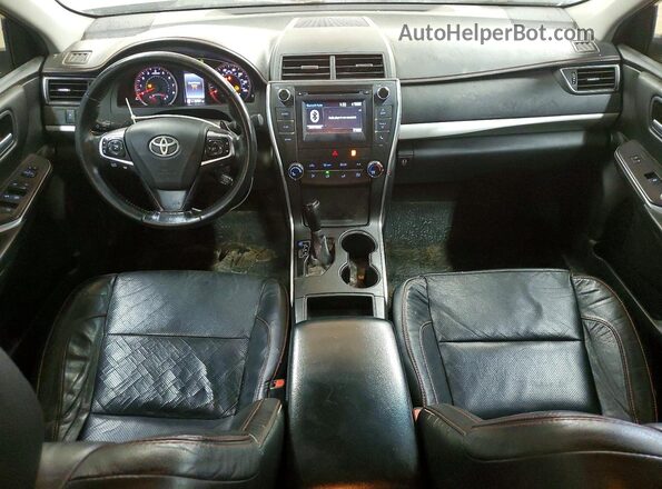 4T1BF1FK2GU521645 2016 TOYOTA CAMRY Синий Вид панели приборов