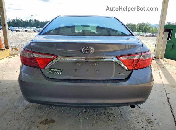 4T1BF1FK7GU136713 2016 TOYOTA CAMRY Серый Вид сзади