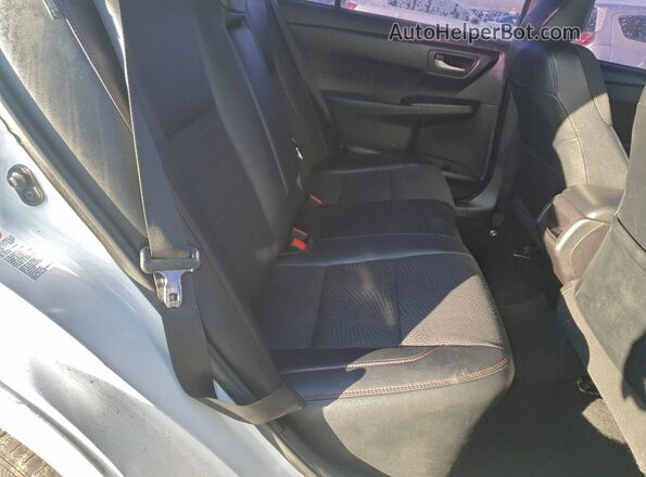 4T1BF1FK7HU436320 2017 TOYOTA CAMRY Белый Вид задних сидений