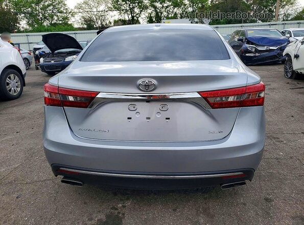 4T1BK1EB0HU248798 2017 TOYOTA LE Серебряный Вид сзади