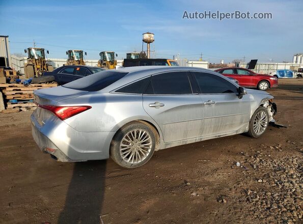 4T1BZ1FB3KU013233 2019 TOYOTA LIMITED Серебряный Задняя правая четверть