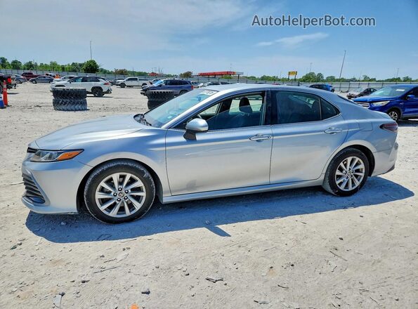 4T1C11AK9PU143012 2023 TOYOTA CAMRY Серебряный Передняя левая четверть
