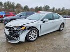 2023 Toyota Camry Le White vin: 4T1C11BK6PU077047