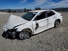2020 Toyota Camry Le White vin: 4T1C11BK8LU007205