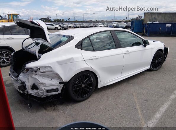 4T1DAACK1TU706887 2026 TOYOTA CAMRY Белый Задняя правая четверть