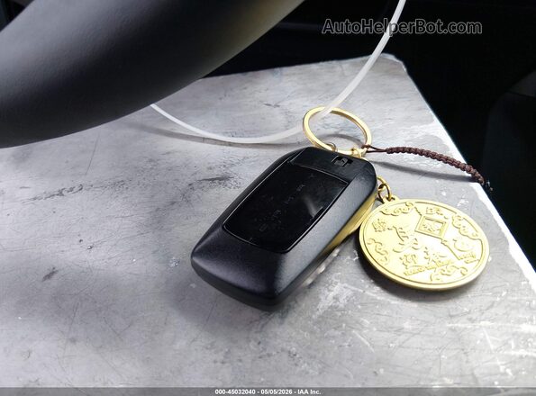 4T1DAACK1TU706887 2026 TOYOTA CAMRY Белый Вид панели приборов