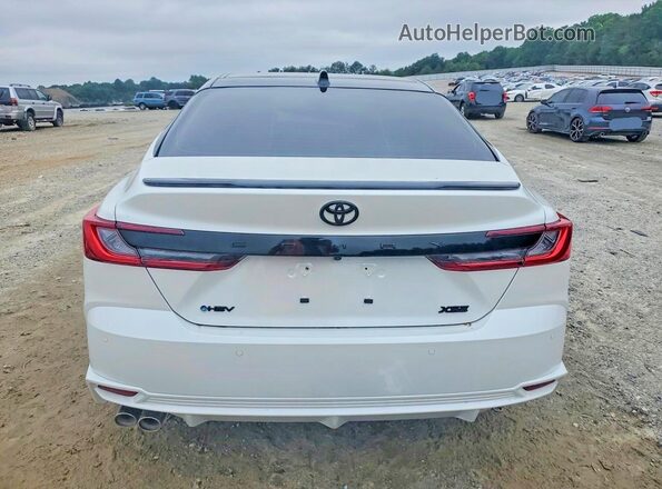 4T1DAACK2TU283916 2026 TOYOTA CAMRY White Widok z tyłu
