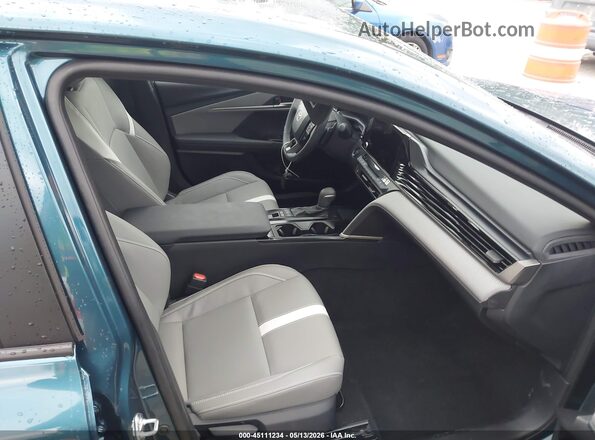4T1DAACK3SU084887 2025 TOYOTA CAMRY Синий Вид салона спереди