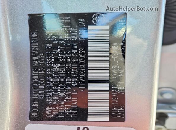 4T1DAACK4SU070559 2025 TOYOTA CAMRY Silver Vista del compartimento del motor