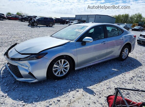 4T1DAACK4SU070559 2025 TOYOTA CAMRY Silver Vista tres cuartos delantera izquierda