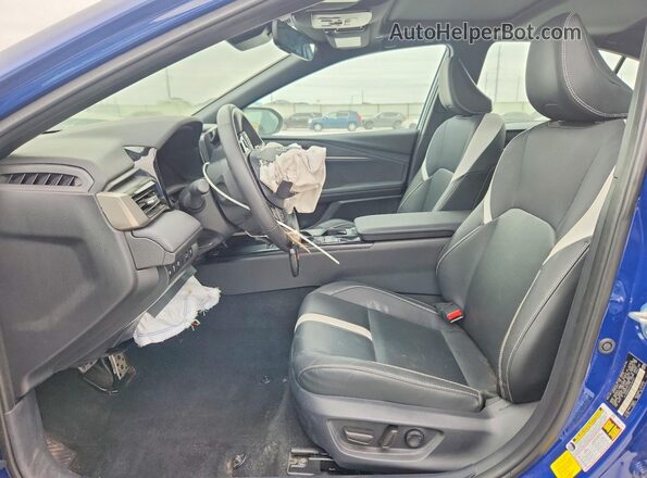 4T1DAACK4SU132431 2025 TOYOTA CAMRY Синий Вид салона спереди