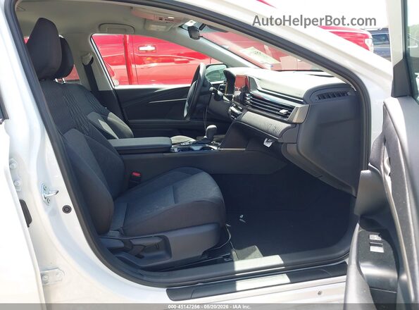 4T1DAACK4TU258614 2026 TOYOTA CAMRY Белый Вид салона спереди