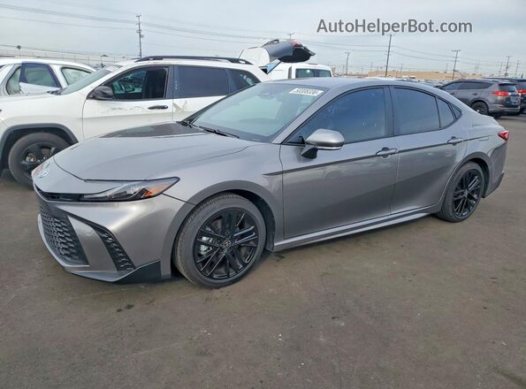 4T1DAACK4TU669429 2026 TOYOTA CAMRY Silver Передня ліва чверть