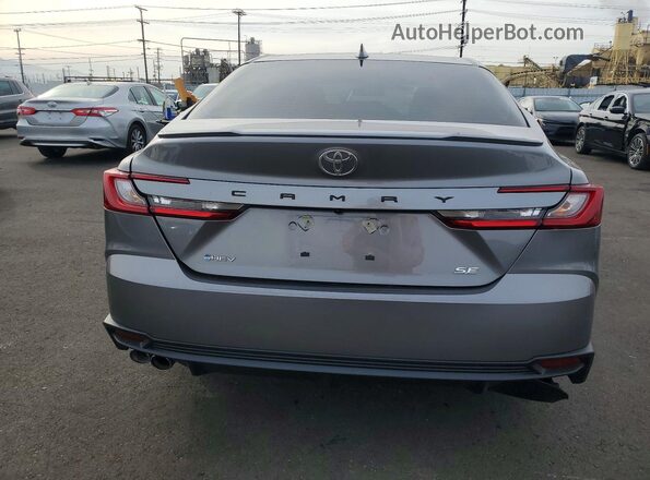 4T1DAACK4TU669429 2026 TOYOTA CAMRY Silver Вид ззаду