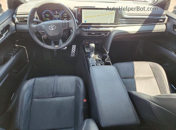4T1DAACK5SU064947 2025 TOYOTA CAMRY White წინა პანელის ხედი